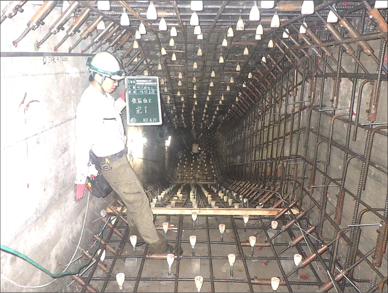 蔵前水再生センターほか1か所 放流渠吐口耐震補強工事|施工実績|須山建設株式会社
